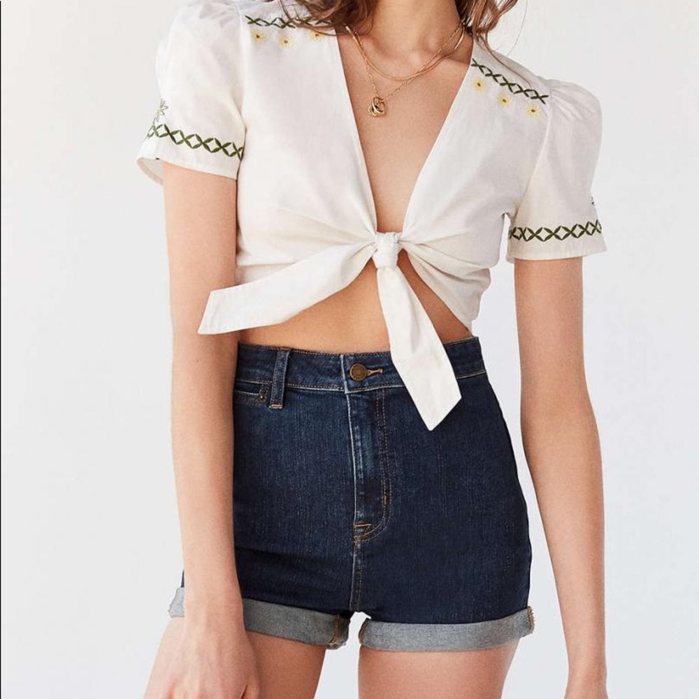 🌸BDG URBAN OUTFITTERS SHORTS🌸